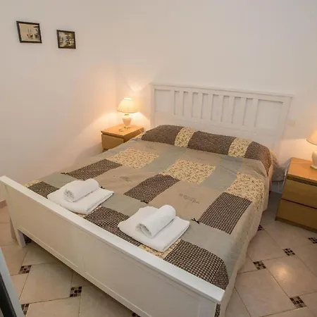 Ferienwohnung Fuer 4 Personen Ca 50 Qm In Cervar-porat, Istrien Istrische Riviera Apartment